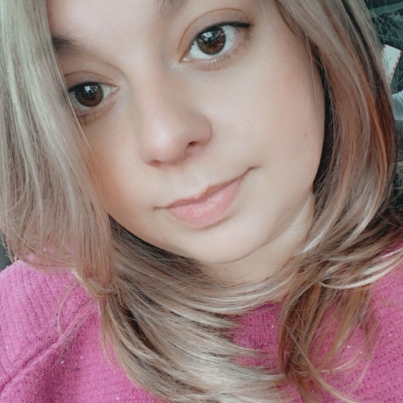 Meet your Posher, Breann - Picture 1 of 1